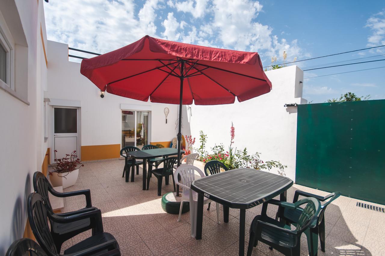 Bed and Breakfast Rivers Nation Surf Camp Атогиа-да-Балейя Экстерьер фото